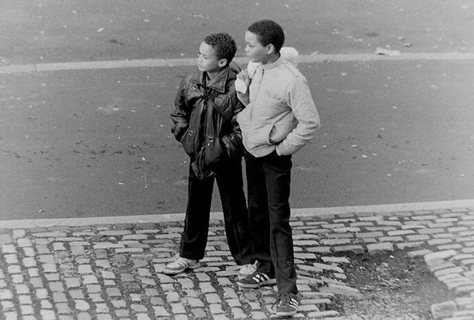 Kids-in-Hulme-Moss-Side-1980s