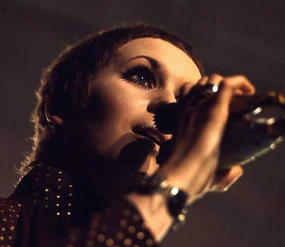 Julie Driscoll, 1968