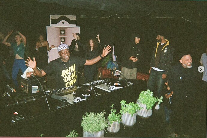 Image 18-11-2024 at 18.08