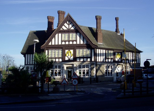 McDonald's,_Iron_Bridge,Southall-geograph.org.uk-_1066174